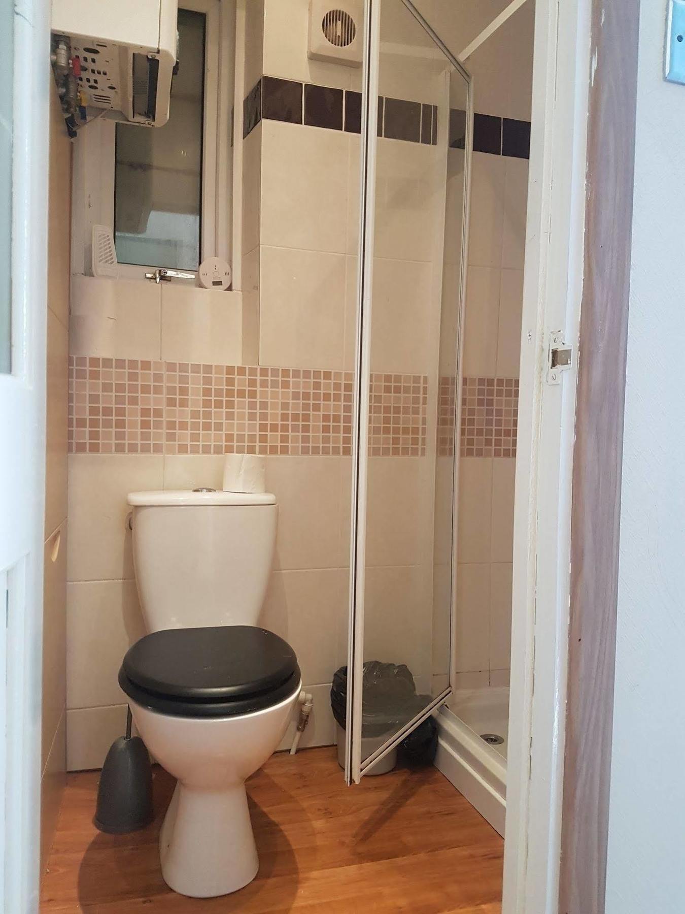 Ivanhoe Hotel 2*