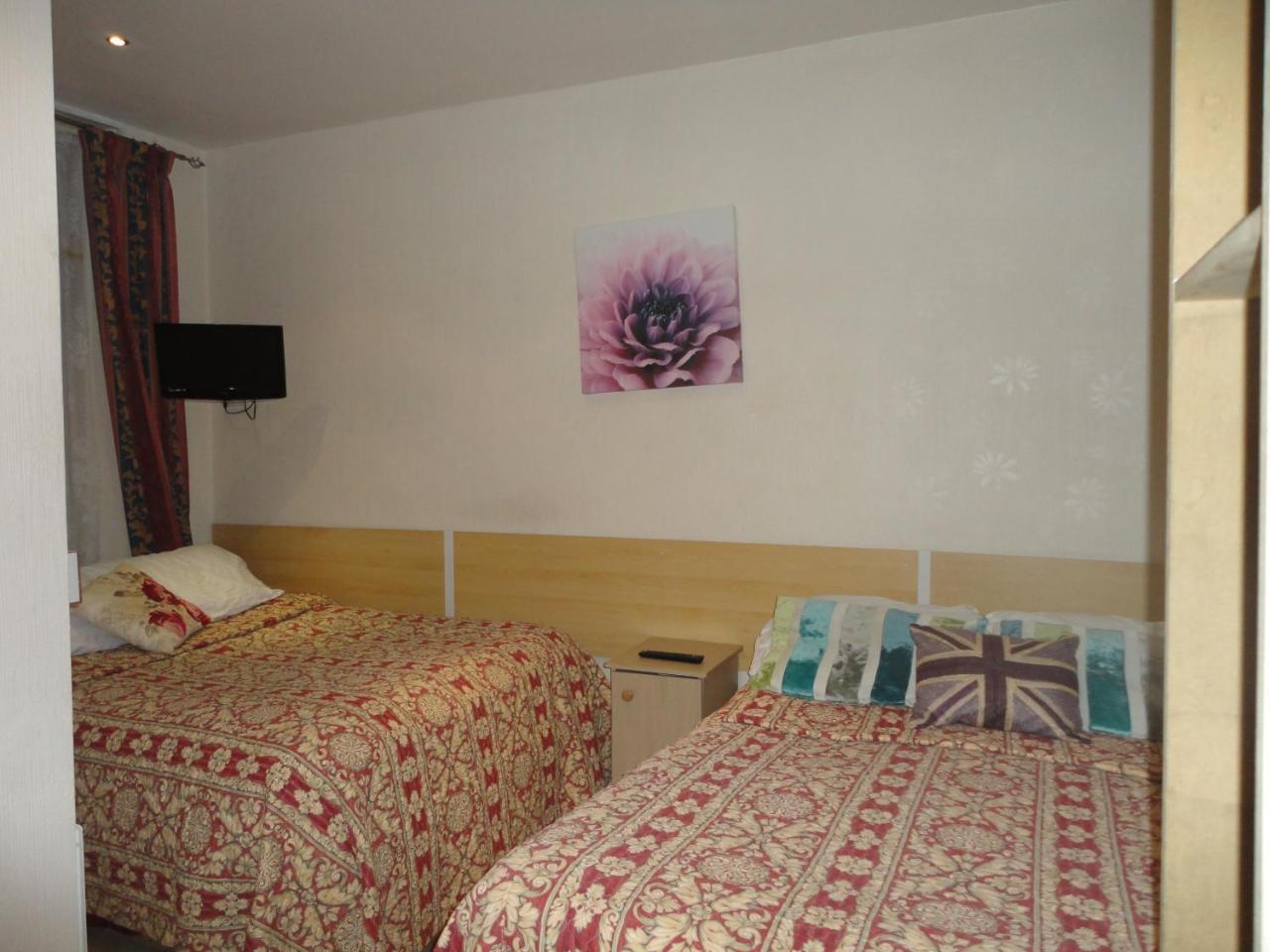 Ivanhoe Hotel